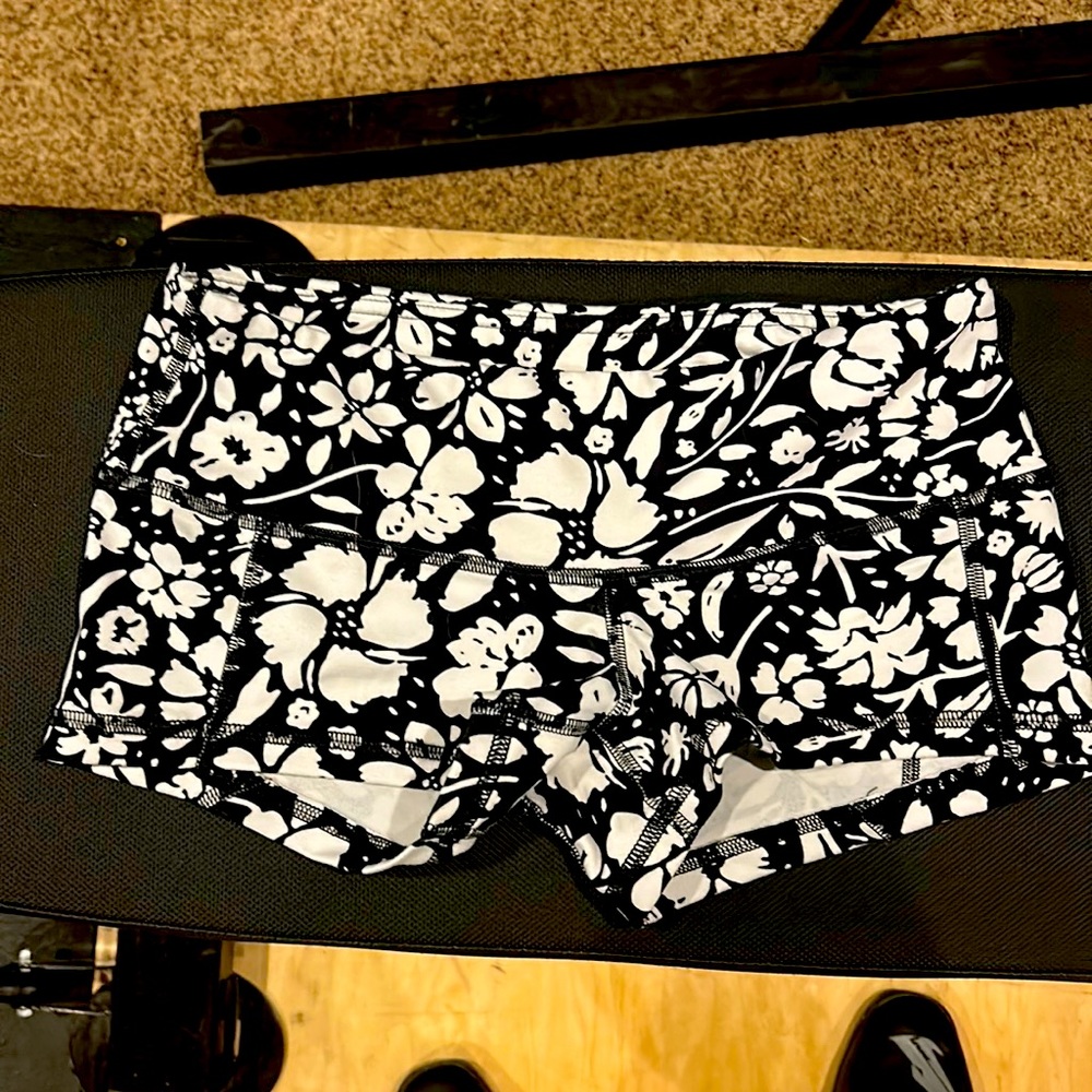 FLEO retro Flower low rise contour Size Small